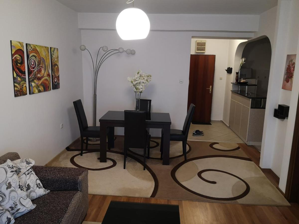Hello Apartment Üsküp Dış mekan fotoğraf